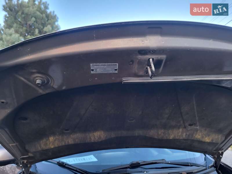 Внедорожник / Кроссовер Mitsubishi Outlander XL 2010 в Хмельницком