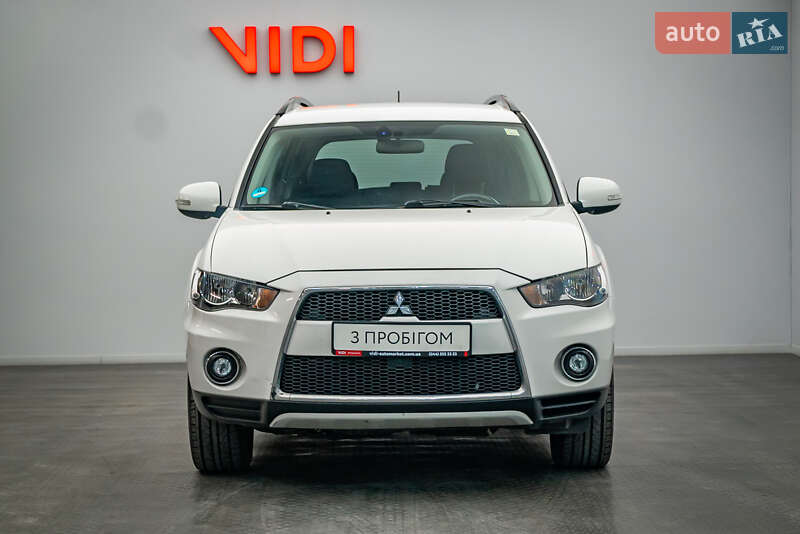 Внедорожник / Кроссовер Mitsubishi Outlander XL 2010 в Киеве фото 5 Внедорожник / Кроссовер Mitsubishi Outlander XL 2010 в Киеве