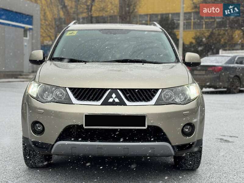 Позашляховик / Кросовер Mitsubishi Outlander XL 2008 в Одесі фото 4 Позашляховик / Кросовер Mitsubishi Outlander XL 2008 в Одесі