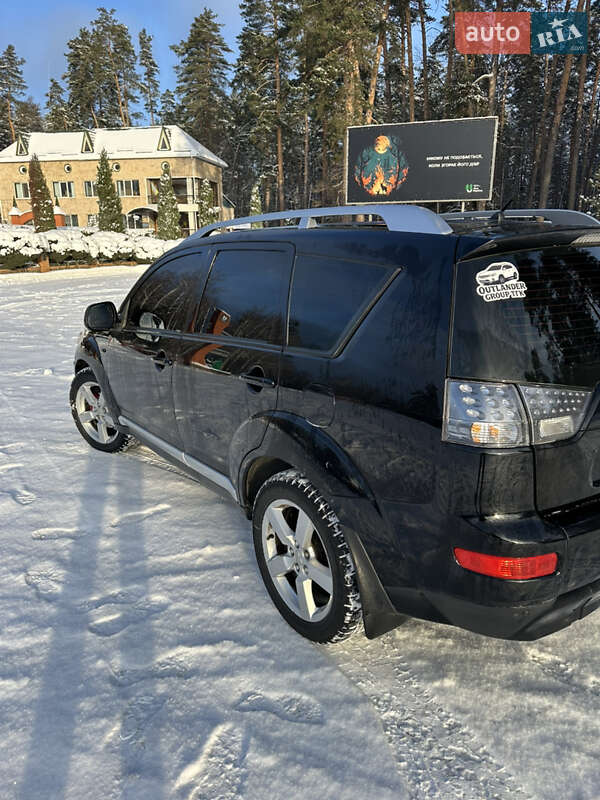 Внедорожник / Кроссовер Mitsubishi Outlander XL 2007 в Лебедине