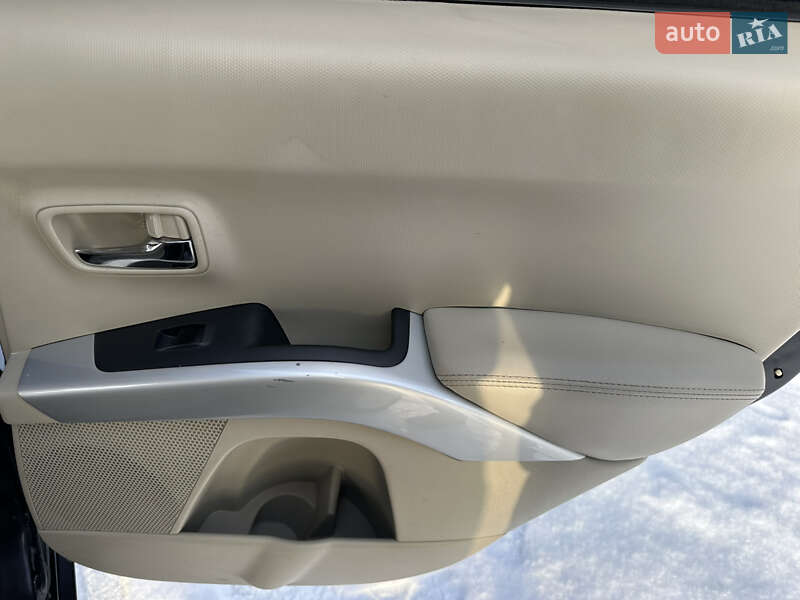 Внедорожник / Кроссовер Mitsubishi Outlander XL 2007 в Лебедине