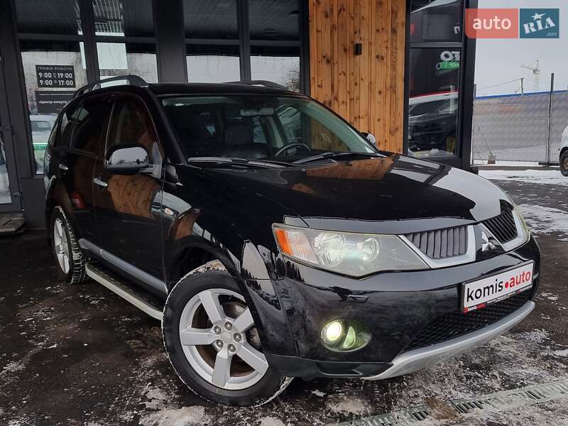 Позашляховик / Кросовер Mitsubishi Outlander XL 2008 в Вінниці