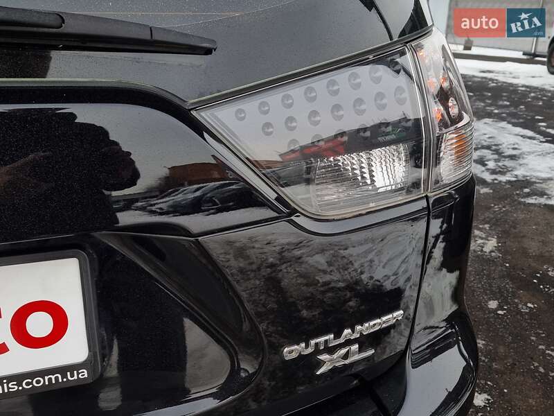 Позашляховик / Кросовер Mitsubishi Outlander XL 2008 в Вінниці