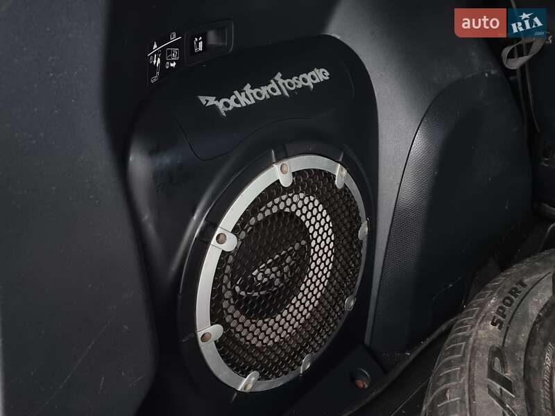 Позашляховик / Кросовер Mitsubishi Outlander XL 2008 в Вінниці