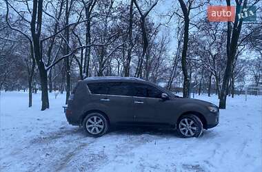 Позашляховик / Кросовер Mitsubishi Outlander XL 2010 в Дніпрі