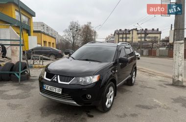 Позашляховик / Кросовер Mitsubishi Outlander XL 2007 в Харкові