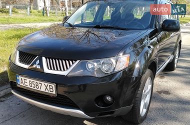 Позашляховик / Кросовер Mitsubishi Outlander XL 2008 в Кам'янському