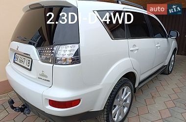 Позашляховик / Кросовер Mitsubishi Outlander XL 2012 в Хмельницькому