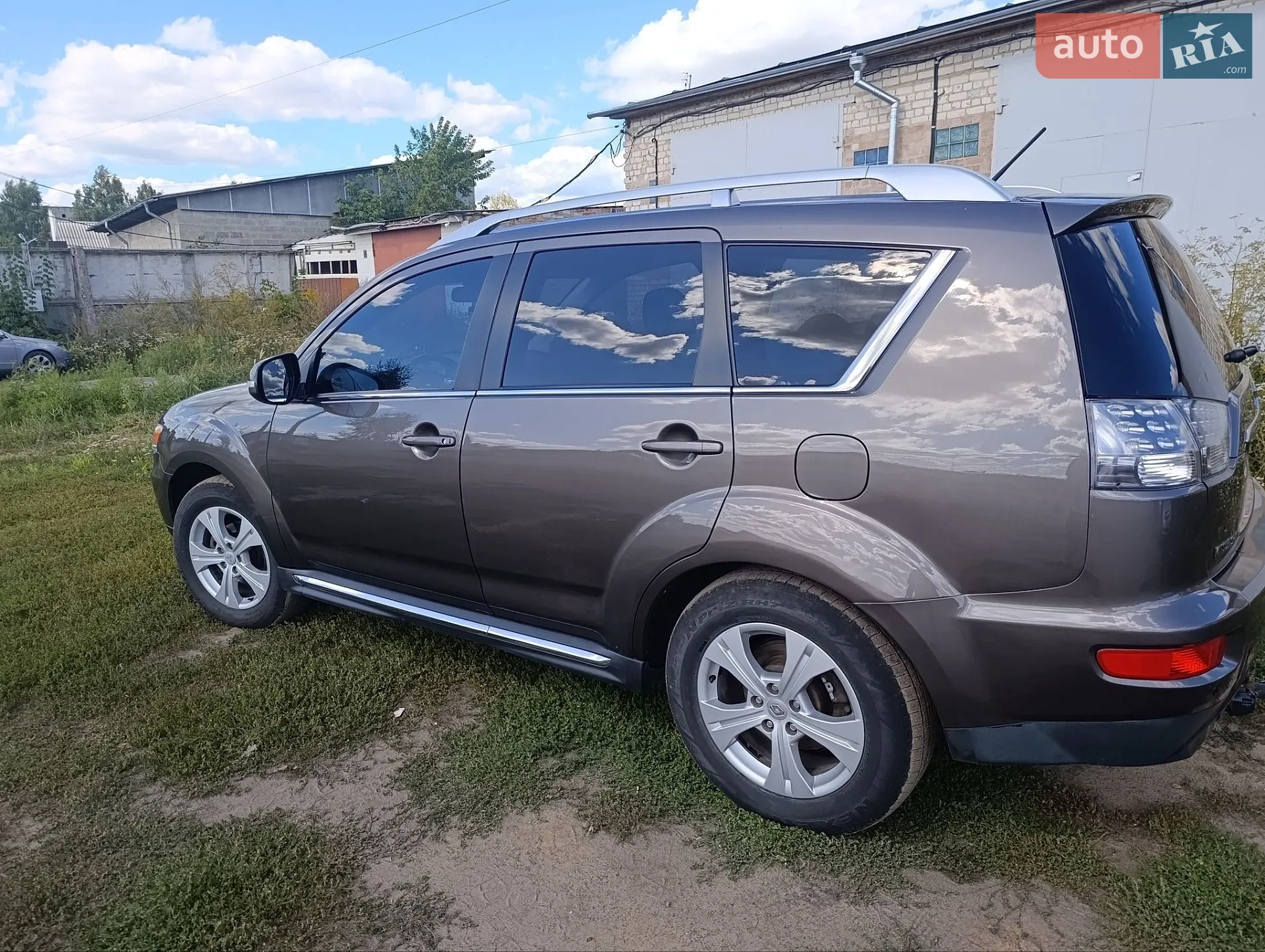 2010 Mitsubishi Outlander - мініатюра 10