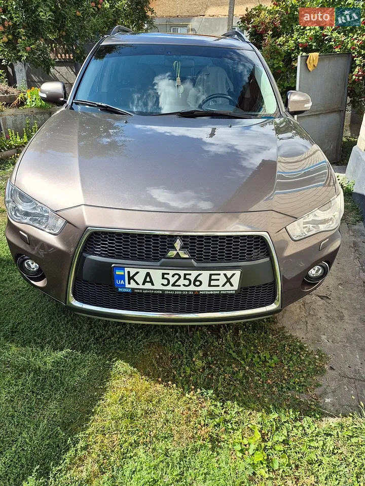 2011 Mitsubishi Outlander - мініатюра 15