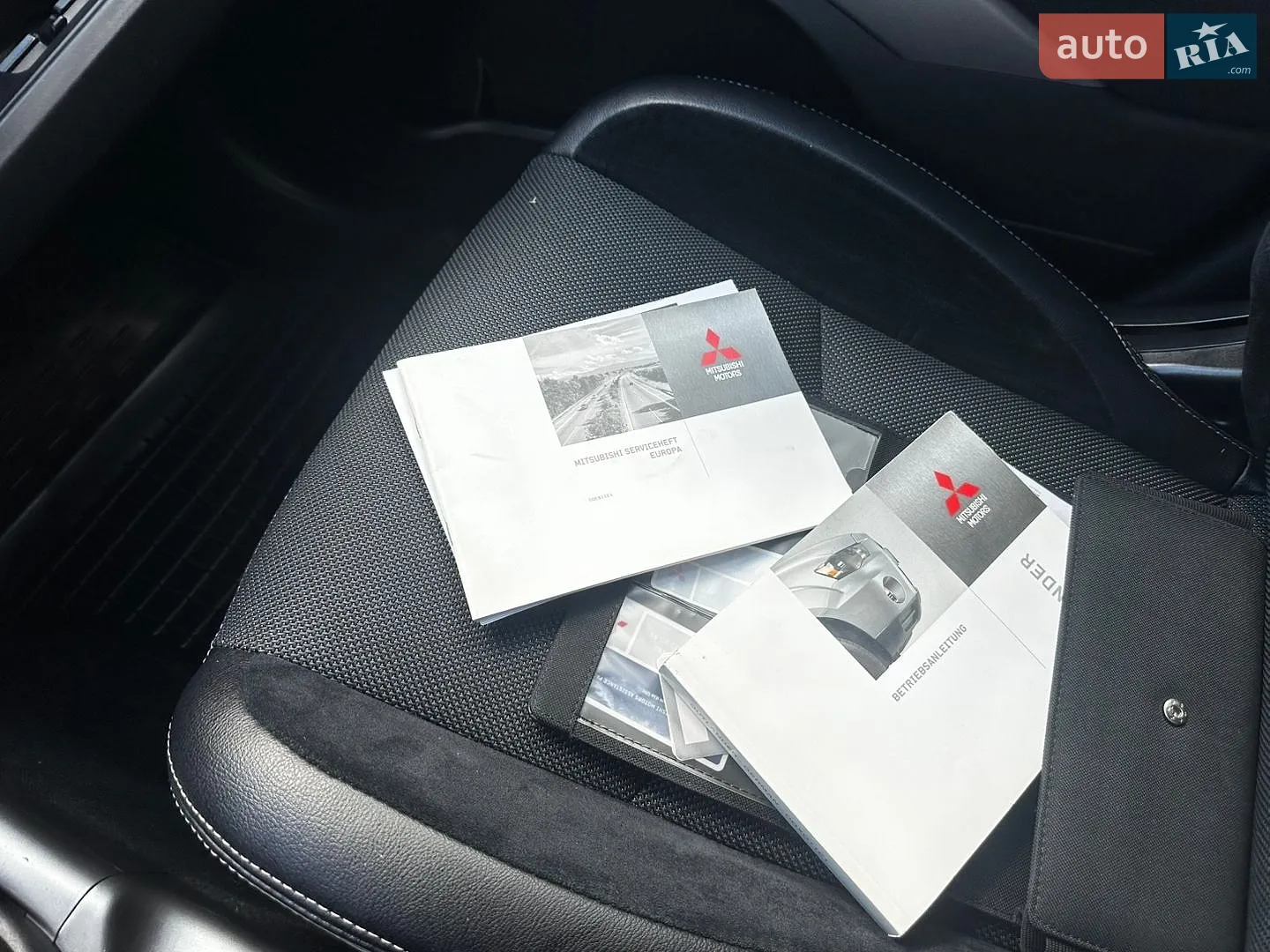2011 Mitsubishi Outlander - мініатюра 15