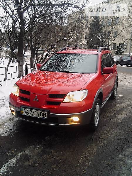 Внедорожник / Кроссовер Mitsubishi Outlander 2006 в Киеве