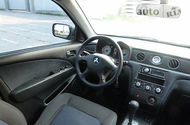 Внедорожник / Кроссовер Mitsubishi Outlander 2009 в Львове