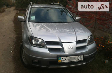 Внедорожник / Кроссовер Mitsubishi Outlander 2004 в Харькове