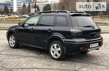 Внедорожник / Кроссовер Mitsubishi Outlander 2005 в Одессе