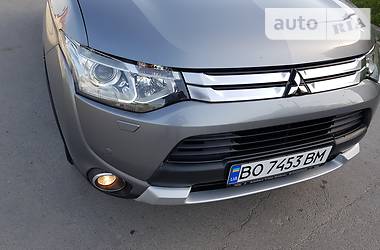 Внедорожник / Кроссовер Mitsubishi Outlander 2014 в Тернополе