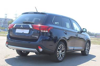 Внедорожник / Кроссовер Mitsubishi Outlander 2015 в Днепре