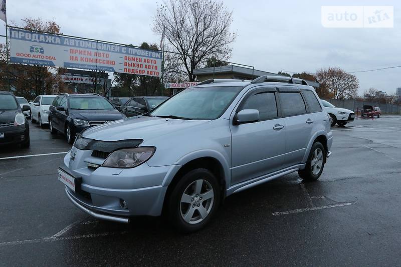 Внедорожник / Кроссовер Mitsubishi Outlander 2006 в Харькове