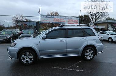 Внедорожник / Кроссовер Mitsubishi Outlander 2006 в Харькове