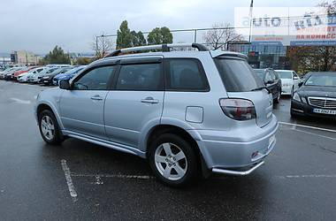 Внедорожник / Кроссовер Mitsubishi Outlander 2006 в Харькове