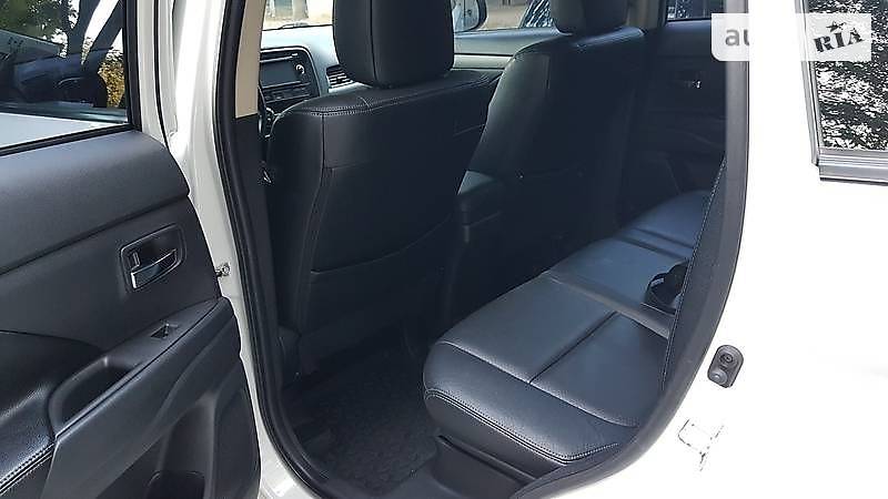 Позашляховик / Кросовер Mitsubishi Outlander 2012 в Харкові фото 7 Позашляховик / Кросовер Mitsubishi Outlander 2012 в Харкові