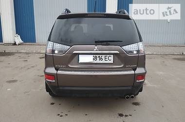 Внедорожник / Кроссовер Mitsubishi Outlander 2011 в Запорожье