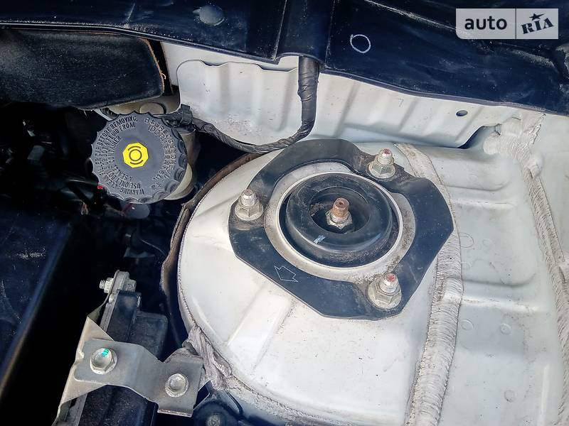 Внедорожник / Кроссовер Mitsubishi Outlander 2014 в Киеве