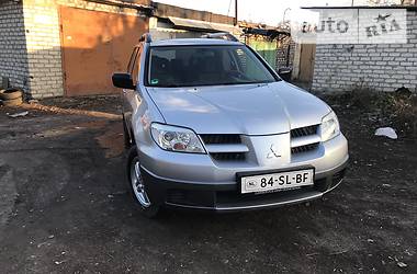 Внедорожник / Кроссовер Mitsubishi Outlander 2006 в Харькове