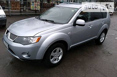 Позашляховик / Кросовер Mitsubishi Outlander 2007 в 