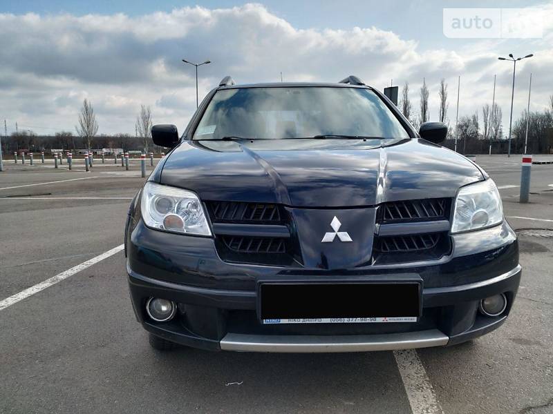 Позашляховик / Кросовер Mitsubishi Outlander 2008 в 