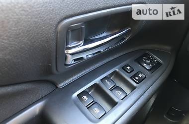 Позашляховик / Кросовер Mitsubishi Outlander 2018 в 