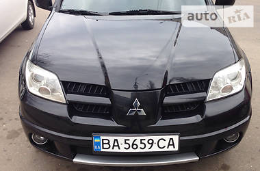 Позашляховик / Кросовер Mitsubishi Outlander 2007 в 