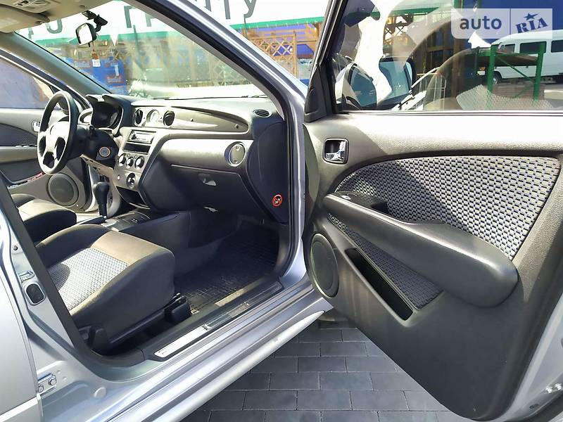 Позашляховик / Кросовер Mitsubishi Outlander 2008 в Миколаєві