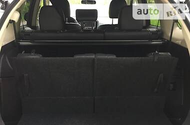 Позашляховик / Кросовер Mitsubishi Outlander 2018 в 