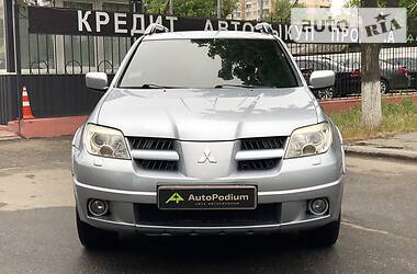 Внедорожник / Кроссовер Mitsubishi Outlander 2006 в Николаеве