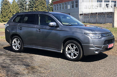 Позашляховик / Кросовер Mitsubishi Outlander 2013 в Дрогобичі