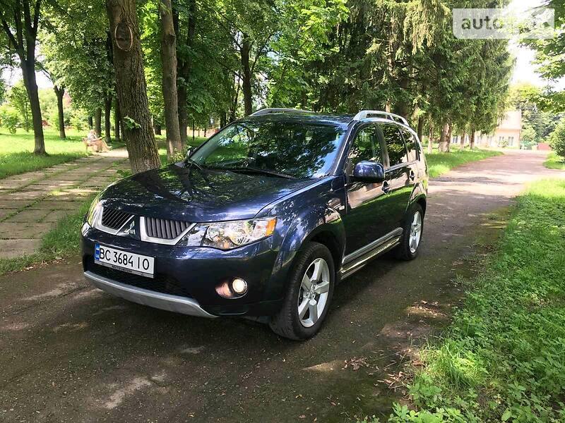 Позашляховик / Кросовер Mitsubishi Outlander 2007 в Калуші