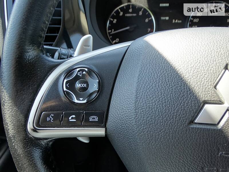 Позашляховик / Кросовер Mitsubishi Outlander 2012 в Дніпрі фото 24 Позашляховик / Кросовер Mitsubishi Outlander 2012 в Дніпрі