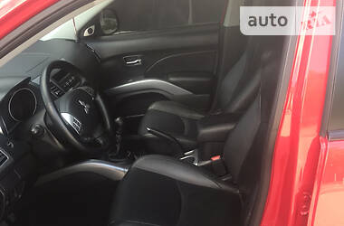 Позашляховик / Кросовер Mitsubishi Outlander 2007 в 