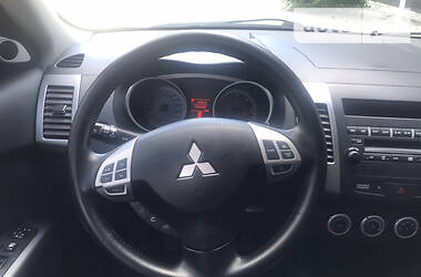 Позашляховик / Кросовер Mitsubishi Outlander 2007 в 