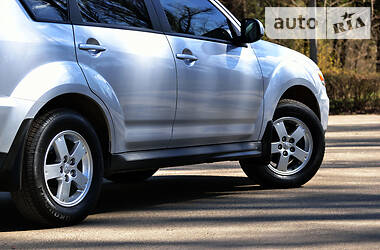 Внедорожник / Кроссовер Mitsubishi Outlander 2010 в 