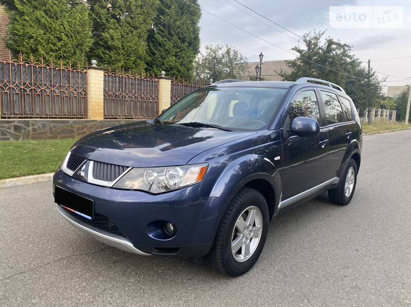 Mitsubishi Outlander DIESEL 4X4