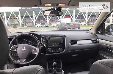 Внедорожник / Кроссовер Mitsubishi Outlander 2013 в Хмельницком