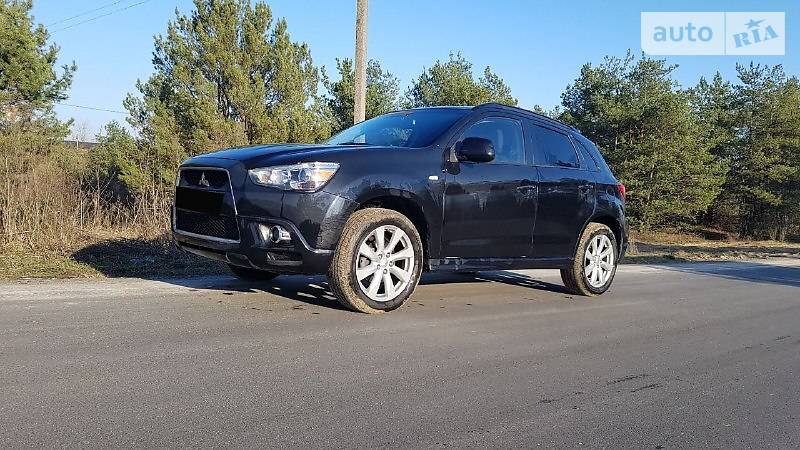 Mitsubishi Outlander 2012