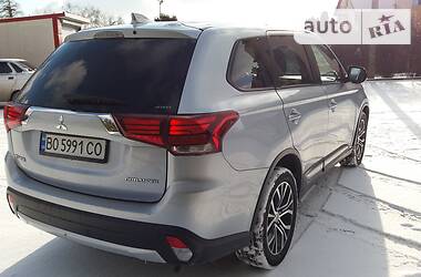 Внедорожник / Кроссовер Mitsubishi Outlander 2017 в Тернополе