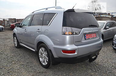 Позашляховик / Кросовер Mitsubishi Outlander 2010 в Хмельницькому