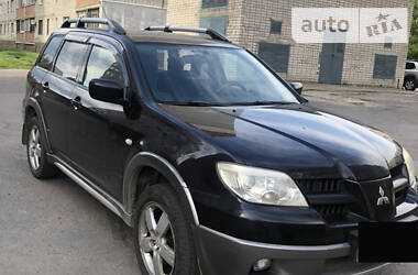 Позашляховик / Кросовер Mitsubishi Outlander 2006 в Кременчуці