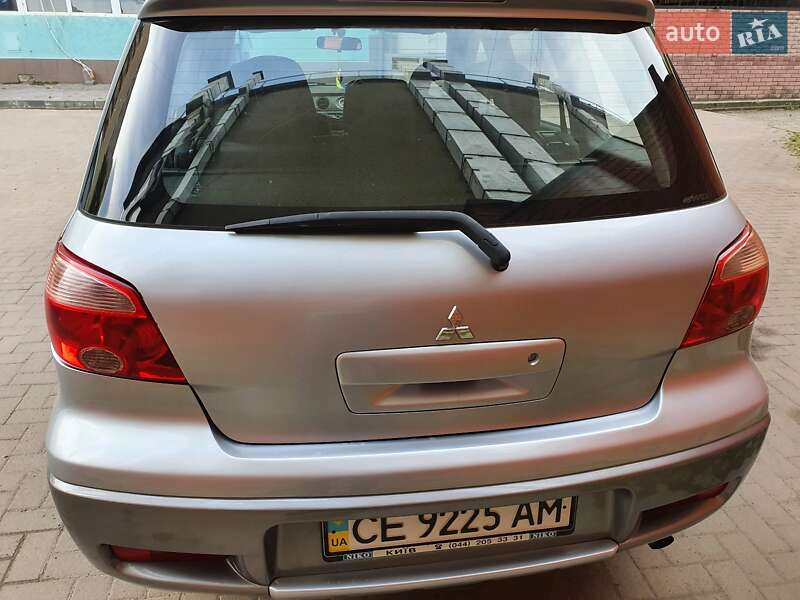 Позашляховик / Кросовер Mitsubishi Outlander 2005 в Чернівцях