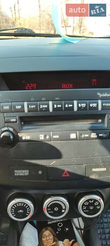 Внедорожник / Кроссовер Mitsubishi Outlander 2007 в Надворной