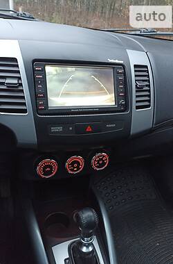 Внедорожник / Кроссовер Mitsubishi Outlander 2010 в Хмельницком